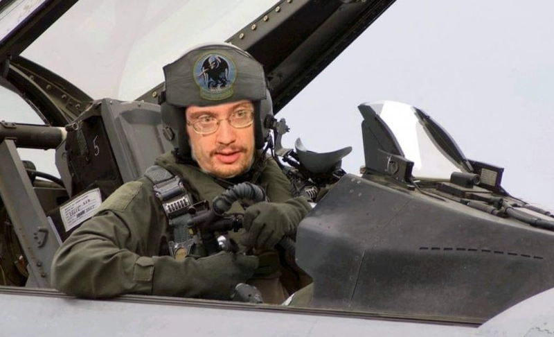 Ghost of Kyiv Sam Hyde Eagle voice lines